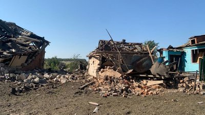 Війська РФ обстріляли приватні будинки у Золочівській громаді Харківщини