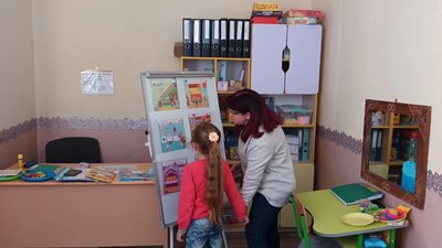 Дефектологиня з Херсона знайшла роботу в одному з ліцеїв Тернопільщини