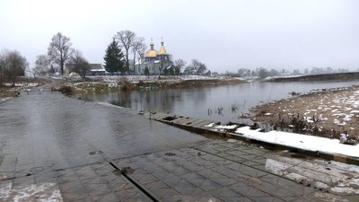 "Мені цей міст треба, як Бог з неба": як реагують в селах Рівненщини на затоплену переправу "Мені цей міст треба, як Бог з неба": як реагують в селах Рівненщини на затоплену переправу