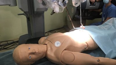 У Львівській лікарні швидкої допомоги працюватиме робот-хірург У Львівській лікарні швидкої допомоги працюватиме робот-хірург