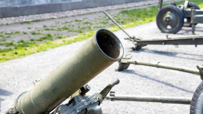 Гатили з мінометів: росіяни обстріляли дві громади на Чернігівщині