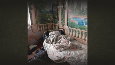 Боїться, що заберуть дітей через безлад у будинку