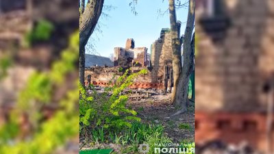 Наслідки російського обстрілу прикордонного села на Новгрород-Сіверщині, що на Чернігівщині Наслідки російського обстрілу прикордонного села на Новгрород-Сіверщині, що на Чернігівщині