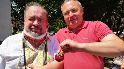 На Житомирщині пройшов фестиваль полуниці На Житомирщині пройшов фестиваль полуниці