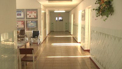 Довідки замість лікарняних листів отримують пацієнти однієї з лікарень Хмельниччини
