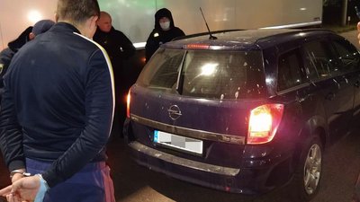 У волинському пункті пропуску в Ягодині чоловік проривався через кордон