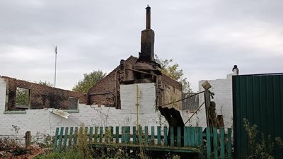 Атака РФ по Костобоброву на Чернігівщині 8 жовтня 2025 року, сталася пожежа