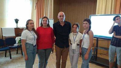 На Житомирщині учні презентували власні короткометражки про Другу світову війну На Житомирщині учні презентували власні короткометражки про Другу світову війну