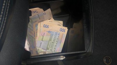 Дніпро: поліція затримала жінок, які під приводом перевірки лічильника заволоділи грішми пенсіонерки