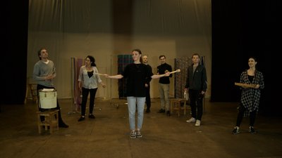 Замість сцени – бомбосховище. В Одесі зіграють дитячу виставу в укритті. ФОТО, ВІДЕО Замість сцени – бомбосховище. В Одесі зіграють дитячу виставу в укритті. ФОТО, ВІДЕО