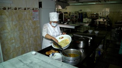 У житомирських школах змін у харчуванні учнів не відбулося У житомирських школах змін у харчуванні учнів не відбулося
