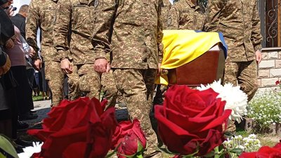 сергій канюка, залісці, вишнівецька громада, похорон, нацгвардія, азов, тернопільщина