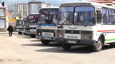 На Хмельниччині відновлюють автобусні перевезення в межах області