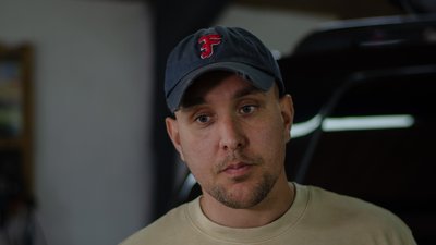 Одеський волонтер купив два позашляховики і три мотоцикли для ЗСУ Одеський волонтер купив два позашляховики і три мотоцикли для ЗСУ
