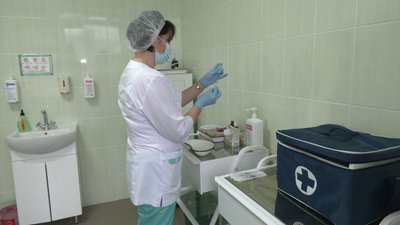 Вакцинація від коронавірусу: як зареєструватися і хто може отримати вакцину