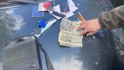 "Перевозив жителів Сумщини до РФ". Чоловіку з Луганщини повідомили про підозру "Перевозив жителів Сумщини до РФ". Чоловіку з Луганщини повідомили про підозру