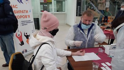 У Тернополі безкоштовно та анонімно тестували на ВІЛ, гепатити В і С У Тернополі безкоштовно та анонімно тестували на ВІЛ, гепатити В і С
