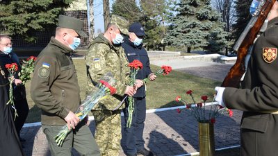 На Дніпропетровщині відзначили шосту річницю оперативного командування «Схід»