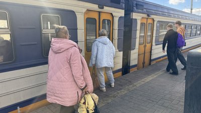 Київська кільцева електричка