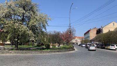 Ремонт площі Петефі в Ужгороді обіцяють завершити до кінця року. Чому призупинили роботи Ремонт площі Петефі в Ужгороді обіцяють завершити до кінця року. Чому призупинили роботи