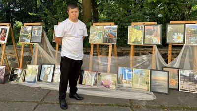 Лучанин із синдромом Дауна Андрій Мельник Лучанин із синдромом Дауна Андрій Мельник
