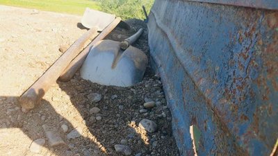Прикарпатські поліцейські за день затримали чотирьох крадіїв гравію Прикарпатські поліцейські за день затримали чотирьох крадіїв гравію
