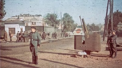 Німецький регулювальник на київській вулиц Німецький регулювальник на київській вулиц