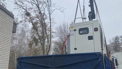 У Луцький зоопарк надійшов перший генератор від благодійників У Луцький зоопарк надійшов перший генератор від благодійників