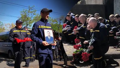 Присвятив життя безпеці людей: історія загиблого рятувальника Ігоря Соловйова Присвятив життя безпеці людей: історія загиблого рятувальника Ігоря Соловйова