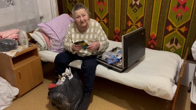 "Я вдома, доїхали, все добре". Як гуманітарні організації допомагають з евакуацією маломобільних з Донеччини "Я вдома, доїхали, все добре". Як гуманітарні організації допомагають з евакуацією маломобільних з Донеччини