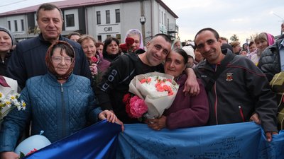Сергія Кравчука зустріли у Нападівці