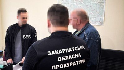 На Закарпатті директора підприємства підозрюють в контрабанді деревини
