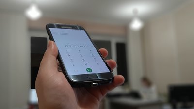Рівнеобленерго запровадило позачергові дзвінки про аварію. Просять не обманювати