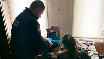 На Житомирщині оголосили підозру ще одному колаборанту та обшукали приміщення прихильника РФ