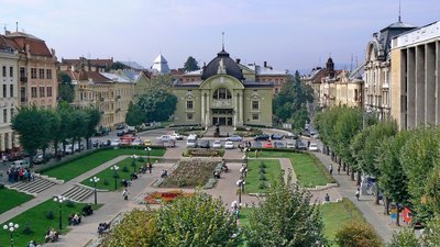 На Театральній площі Чернівців можуть збудувати підземне укриття: що відомо