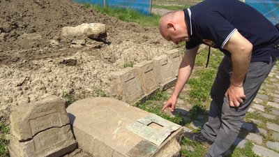 Ексгумація останків на Марсовому полі у Львові: виявлено 459 давніх поховань Ексгумація останків на Марсовому полі у Львові: виявлено 459 давніх поховань