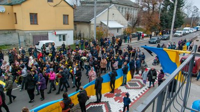 На Тернопільщині попрощалися із загиблим військовослужбовцем Григорієм Мельником На Тернопільщині попрощалися із загиблим військовослужбовцем Григорієм Мельником