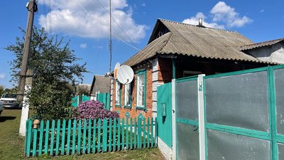 “Терпіли, поки ще можна було”: як подружжя пенсіонерів виїжджали з Маріуполя, а тепер живуть на прикордонні Сумщини “Терпіли, поки ще можна було”: як подружжя пенсіонерів виїжджали з Маріуполя, а тепер живуть на прикордонні Сумщини