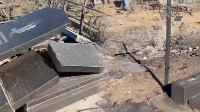 Російський дрон влучив у кладовище Яцево у Чернігові