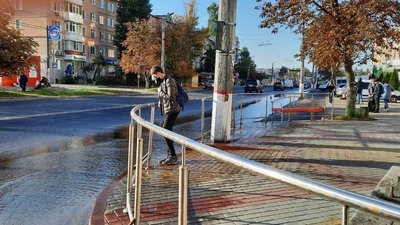 У Кропивницькому на Вокзальній стався порив водопостачання