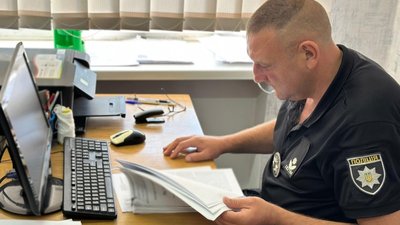 поліція, стрілянина, Рені, правоохоронець