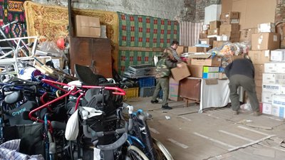 Тернопільські волонтери отримали допомогу від української діаспори Тернопільські волонтери отримали допомогу від української діаспори