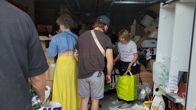 Миколаївці долучилися до збору допомоги у Варшаві для постраждалих від підриву Каховської ГЕС Миколаївці долучилися до збору допомоги у Варшаві для постраждалих від підриву Каховської ГЕС