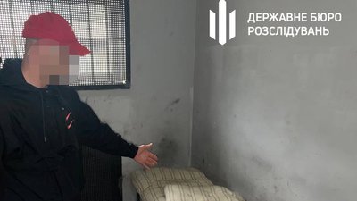 Правоохоронці незаконно утримували іноземця