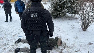 На Івано-Франківщині поліцейський вимагав у іноземця хабар — ДБР На Івано-Франківщині поліцейський вимагав у іноземця хабар — ДБР