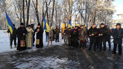 У Черкасах вшанували учасників ліквідації наслідків аварії на ЧАЕС У Черкасах вшанували учасників ліквідації наслідків аварії на ЧАЕС