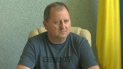 Прибирати блокпости на під'їзді до Сум та повністю вмикати вуличне освітлення у місті не планують — міський голова