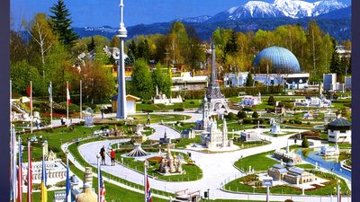 Автор Рівного в мініатюрі: архітектор Петро Ричков відзначив 70-річчя і дав інтерв'ю для Суспільного Автор Рівного в мініатюрі: архітектор Петро Ричков відзначив 70-річчя і дав інтерв'ю для Суспільного