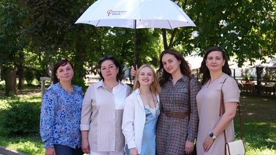 Предаставниці ГО "Дружина воїна", Ірина Онищук, "ПарасолЯ", Франківськ