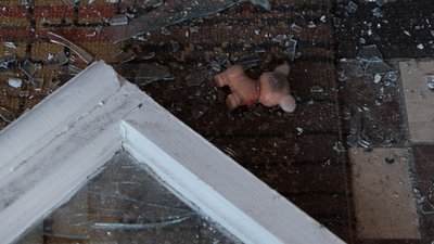 "Є будівлі, які не підлягають ремонту". У громаді на Буковині підраховують збитки від уламків безпілотника